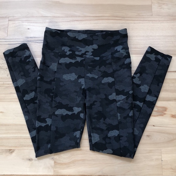 CAbi ATC camo leggings - size S - Picture 6 of 7